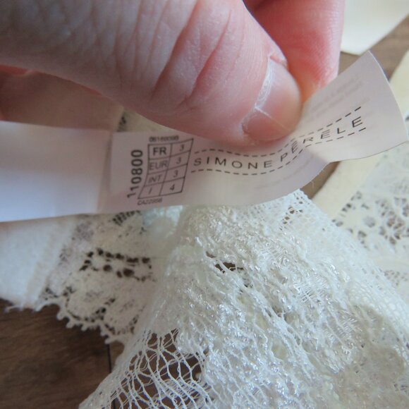 SIMONE PERELE White Lace Garter Belt Wedding Feminine Romantic - Size 4 / L - Picture 13 of 13